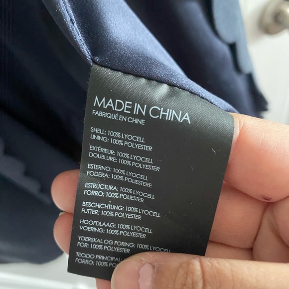 Club monaco scalloped navy trench coat - Picture 4 of 7